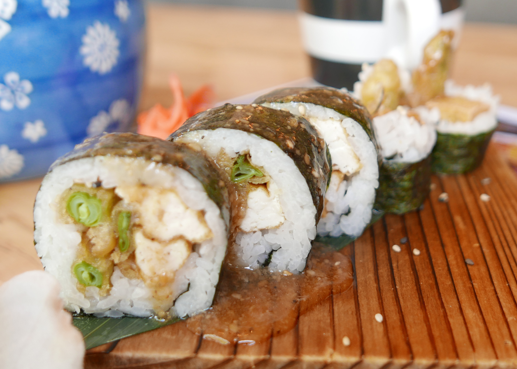 Order Vegan Maki (5) food online from Shinju Sushi store, Chicago on bringmethat.com