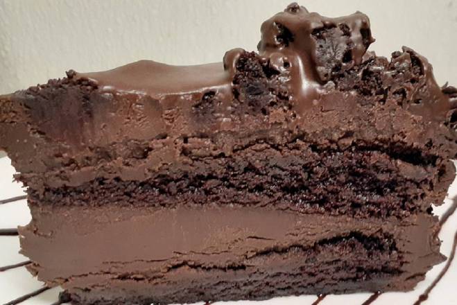 Order Chocolate Lovin Spoon Cake food online from Nonno Pizza & Family Restaurant store, Moosic on bringmethat.com