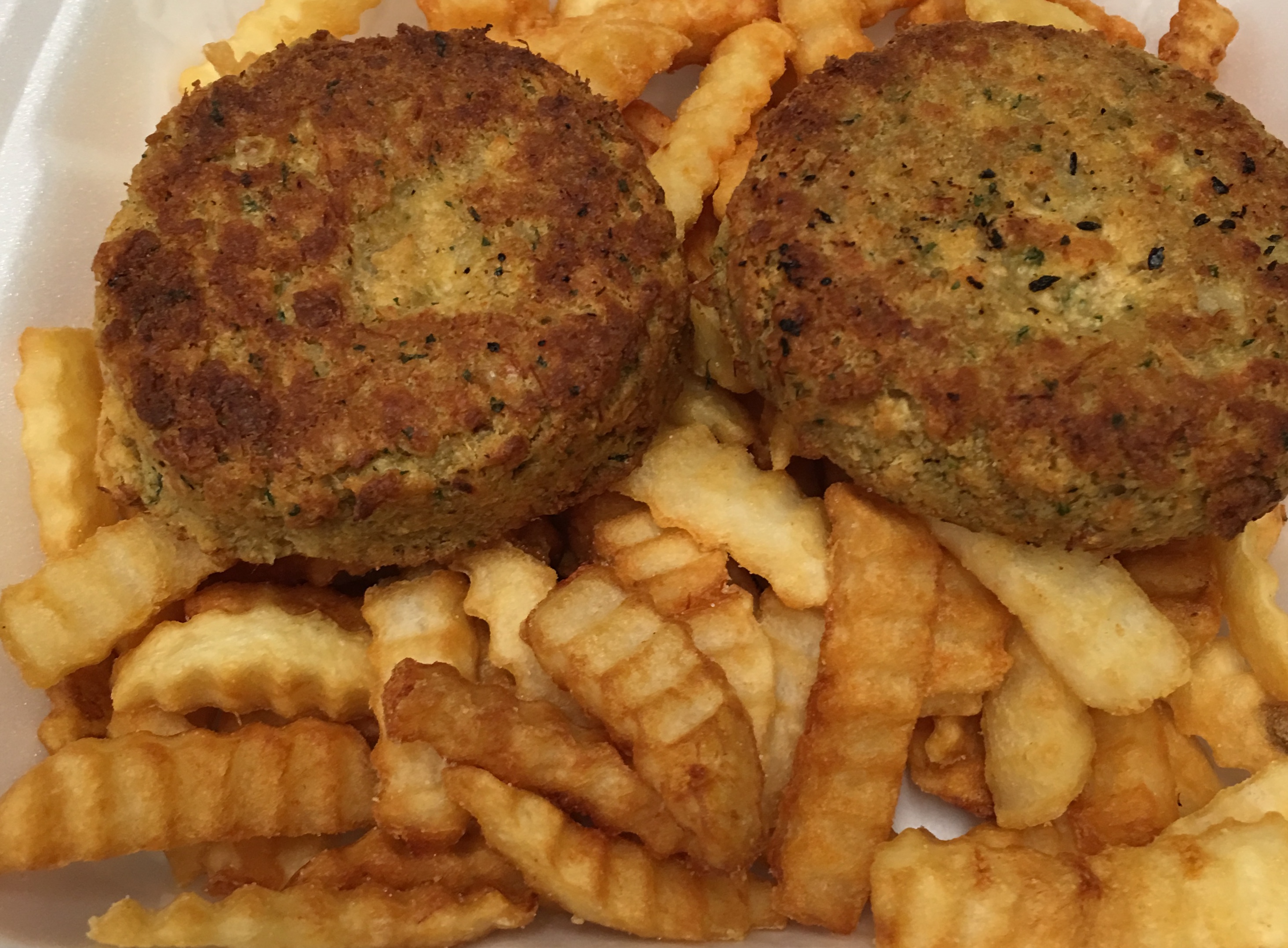 Order Crab Cake Platter food online from Roma Pizza store, Bear on bringmethat.com
