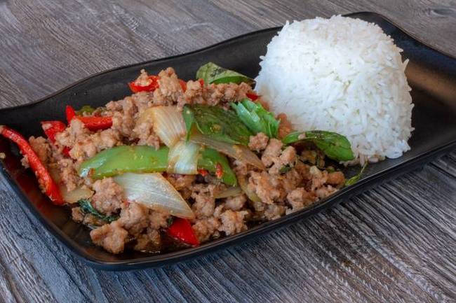 Order Basil Ground Pork food online from Tarah Thai Kitchen store, San Jose on bringmethat.com