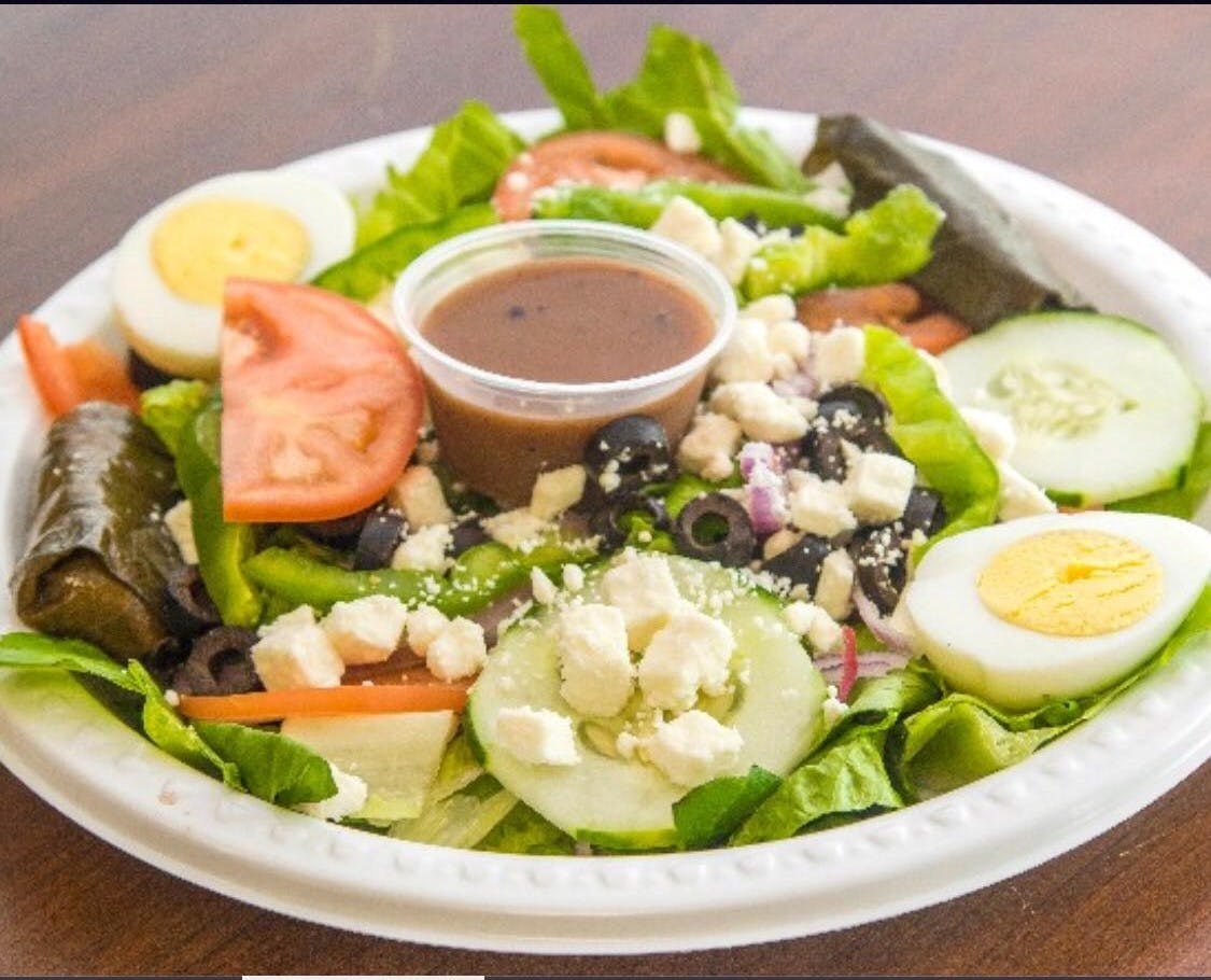 Order Greek Salad - Salad food online from Wild Wings store, Pennsauken Township on bringmethat.com