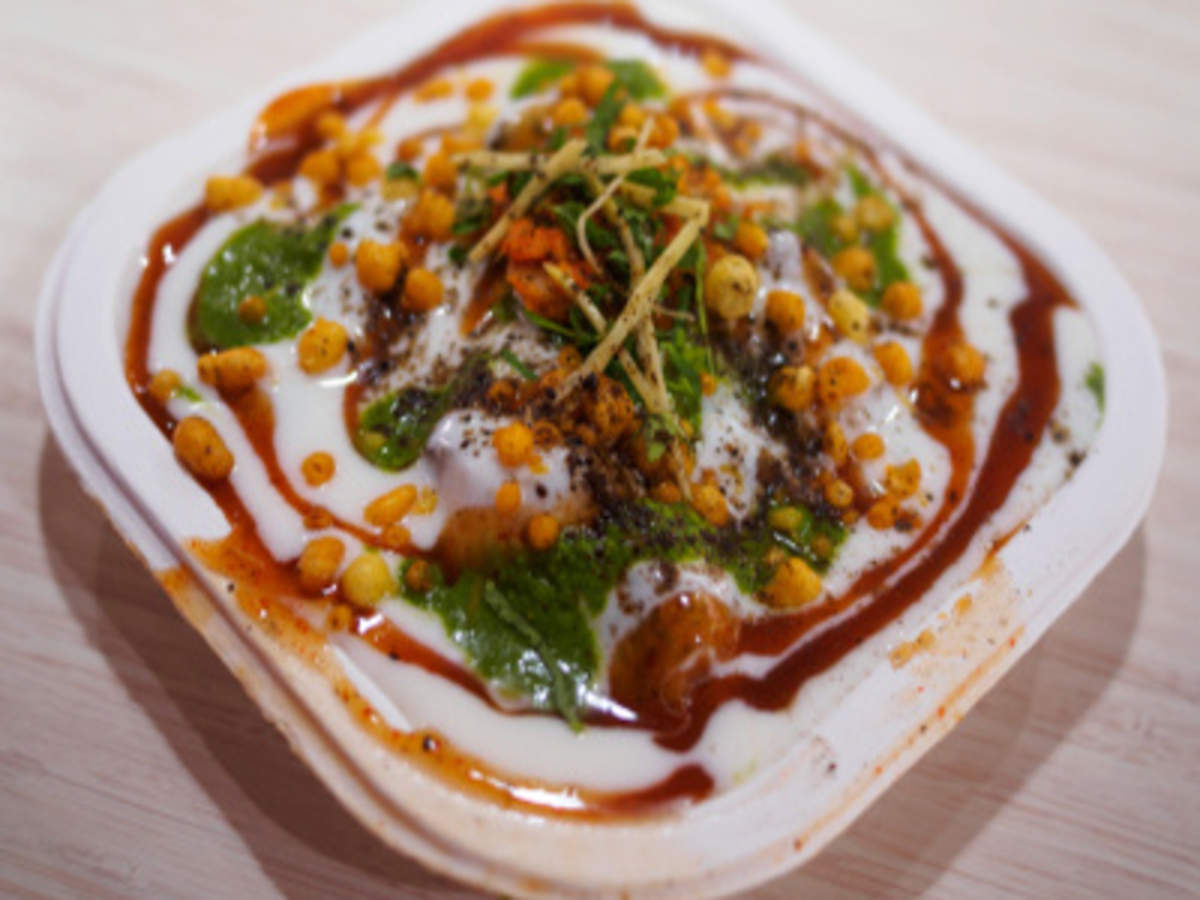 Order Dahi Papdi Chaat food online from Cafe Captain Cook store, Tempe on bringmethat.com