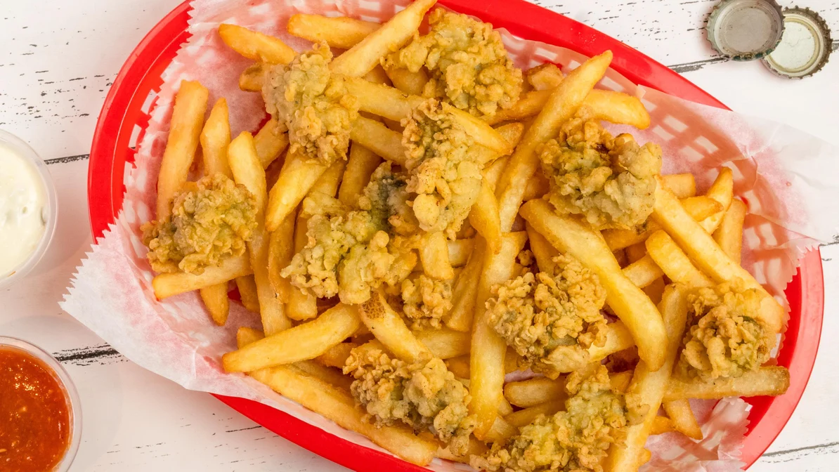 Order Fried Oyster Basket food online from Red Crab Juicy Seafood store, Cleveland on bringmethat.com