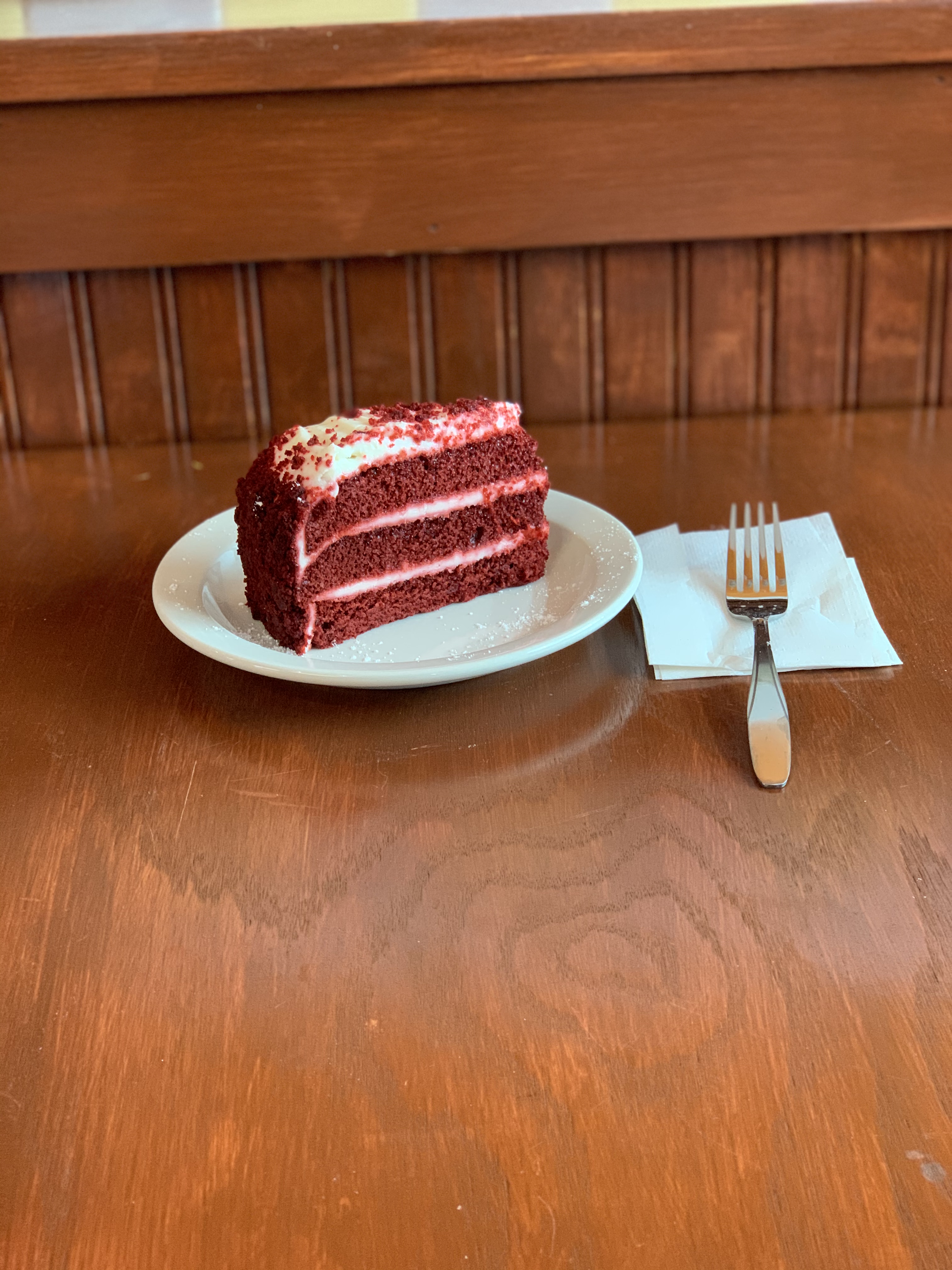Order Red Velvet Cake food online from Pizzeria Las Americas store, Jersey City on bringmethat.com