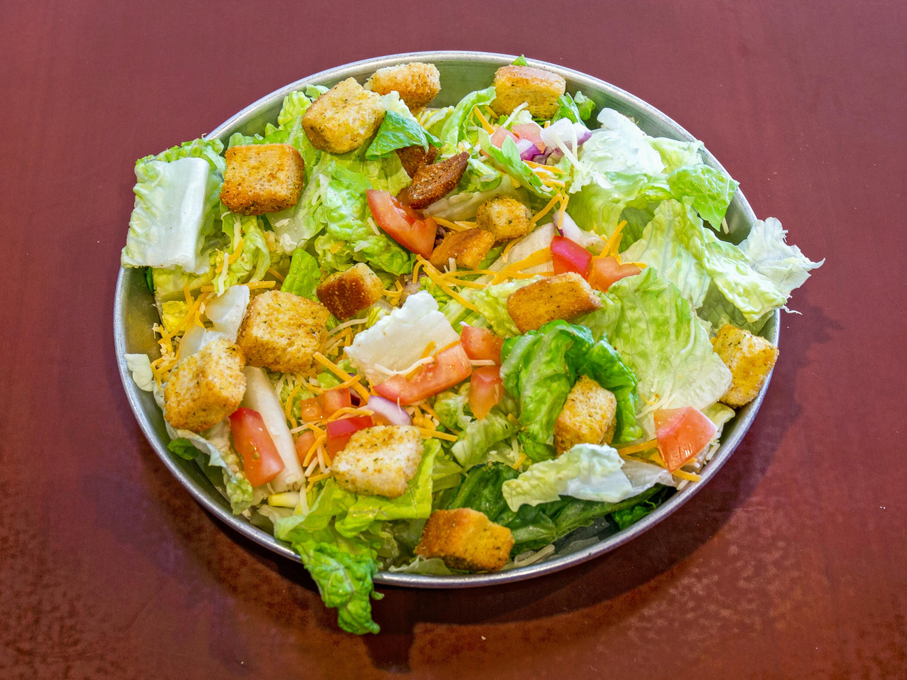 Order House Salad food online from Ray Wings And Pizza store, Omaha on bringmethat.com