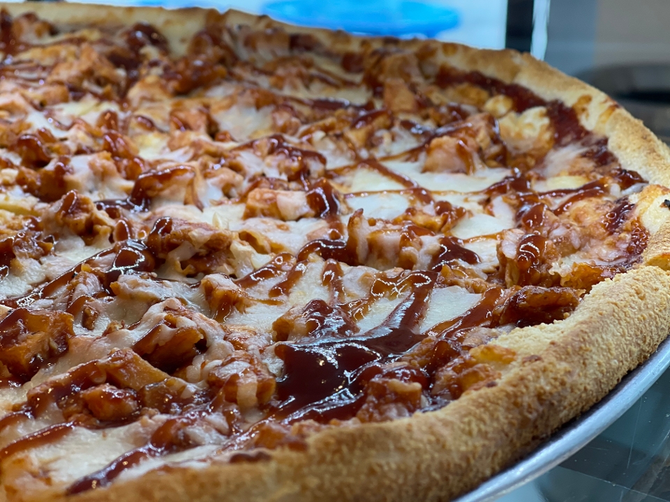 Order BBQ Chicken Pizza food online from Pizzabar 141 store, Woodbury on bringmethat.com