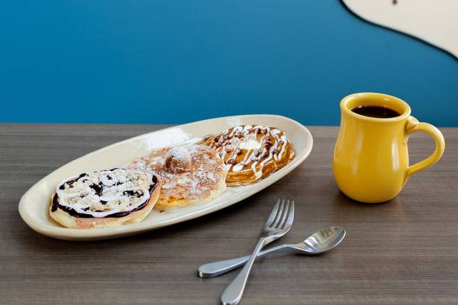 Order Signature Pancake Flight food online from Snooze Am Eatery store, Denver on bringmethat.com
