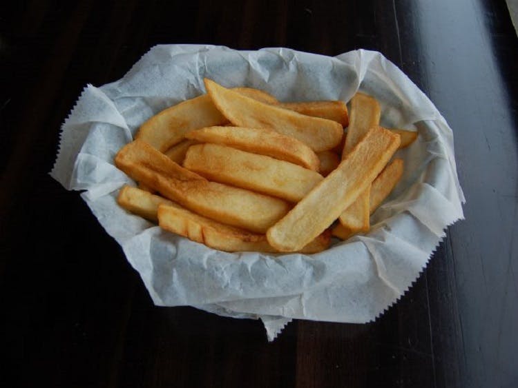 Order French Fries - Appetizer food online from Claymont Steak Shop store, Claymont on bringmethat.com