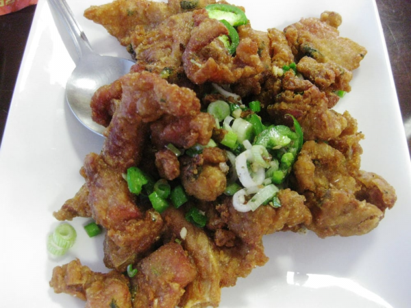 Order L14. Pork Chop with Spicy Salt Lunch Special food online from Fu house store, Glendale on bringmethat.com