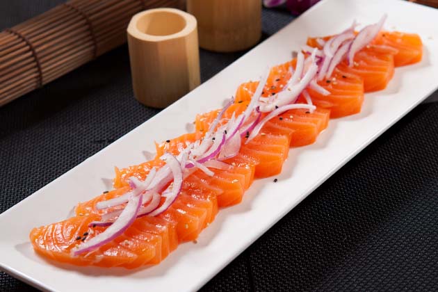 Order 5. Red Onion Salmon food online from Crazy Rock'n Sushi store, Irvine on bringmethat.com