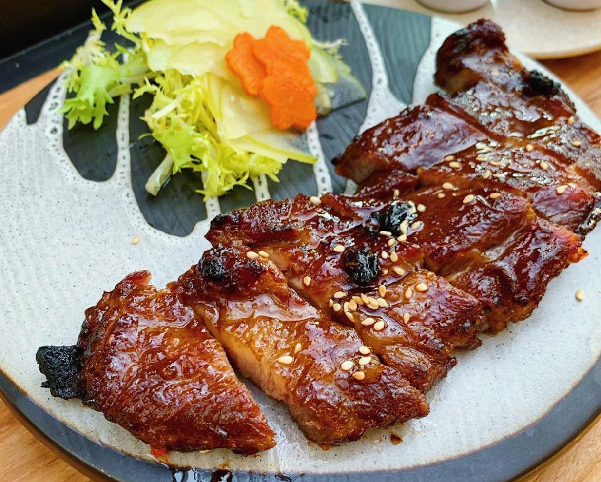 Order Iberico Cha Siu Pork | 西班牙豬叉燒 food online from Palette Tea Garden store, San Mateo on bringmethat.com