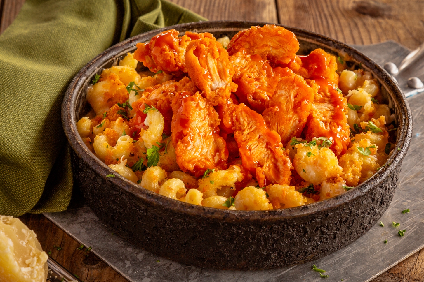 Order Buffalo Chicken Mac & Cheese food online from Uno Pizzeria store, Warwick on bringmethat.com