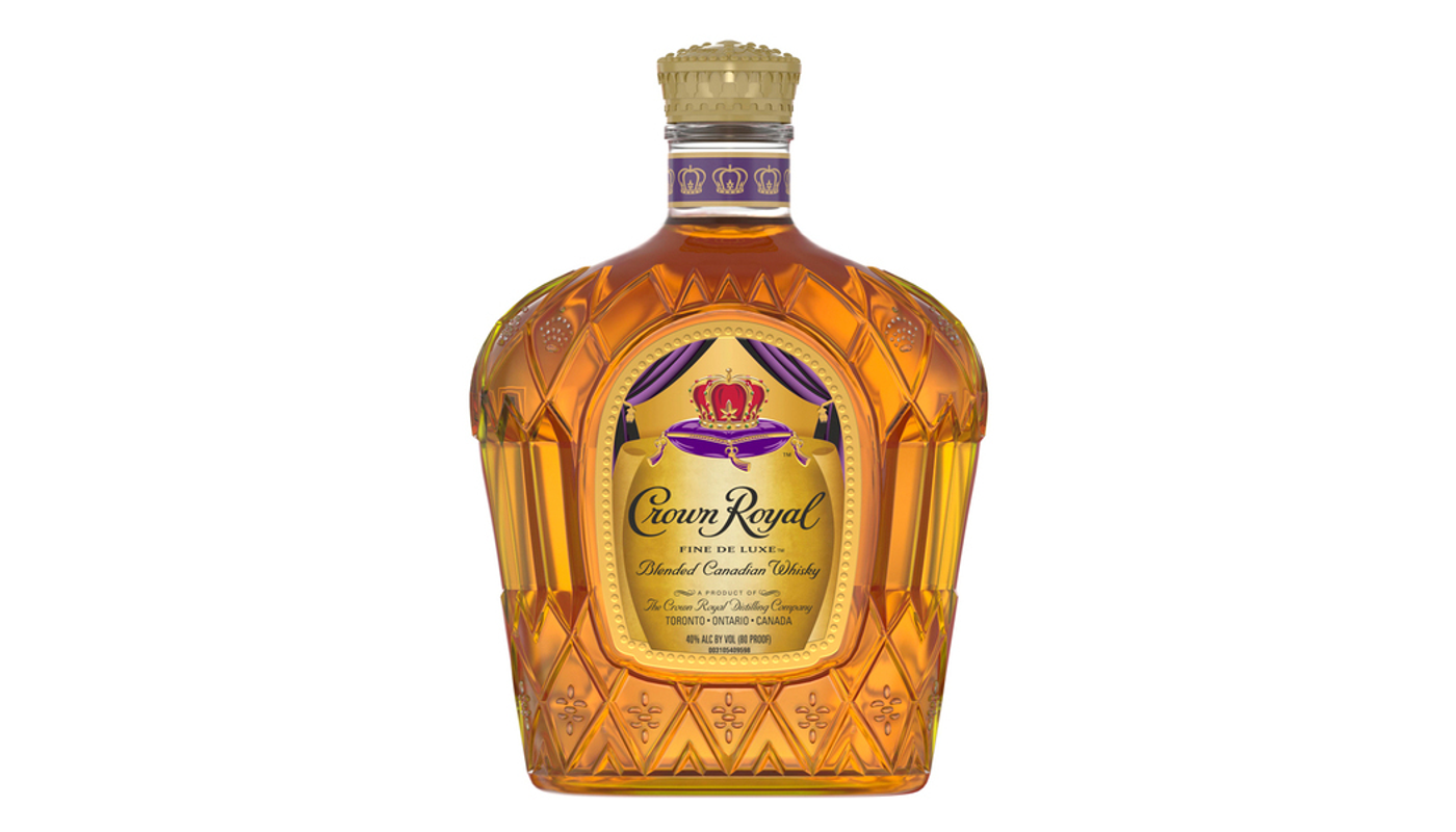 Order Crown Royal Fine de Luxe Blended Canadian Whisky 750mL food online from House Of Cigar & Liquor store, Redondo Beach on bringmethat.com