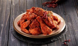 Order Garlic Spicy Chicken food online from Ssong Hotdog store, Ridgefield on bringmethat.com