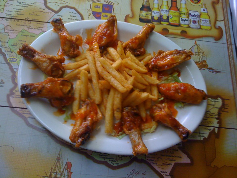 Order Chicken Wings food online from Playa Azul Seafood & Oyster Bar store, Houston on bringmethat.com