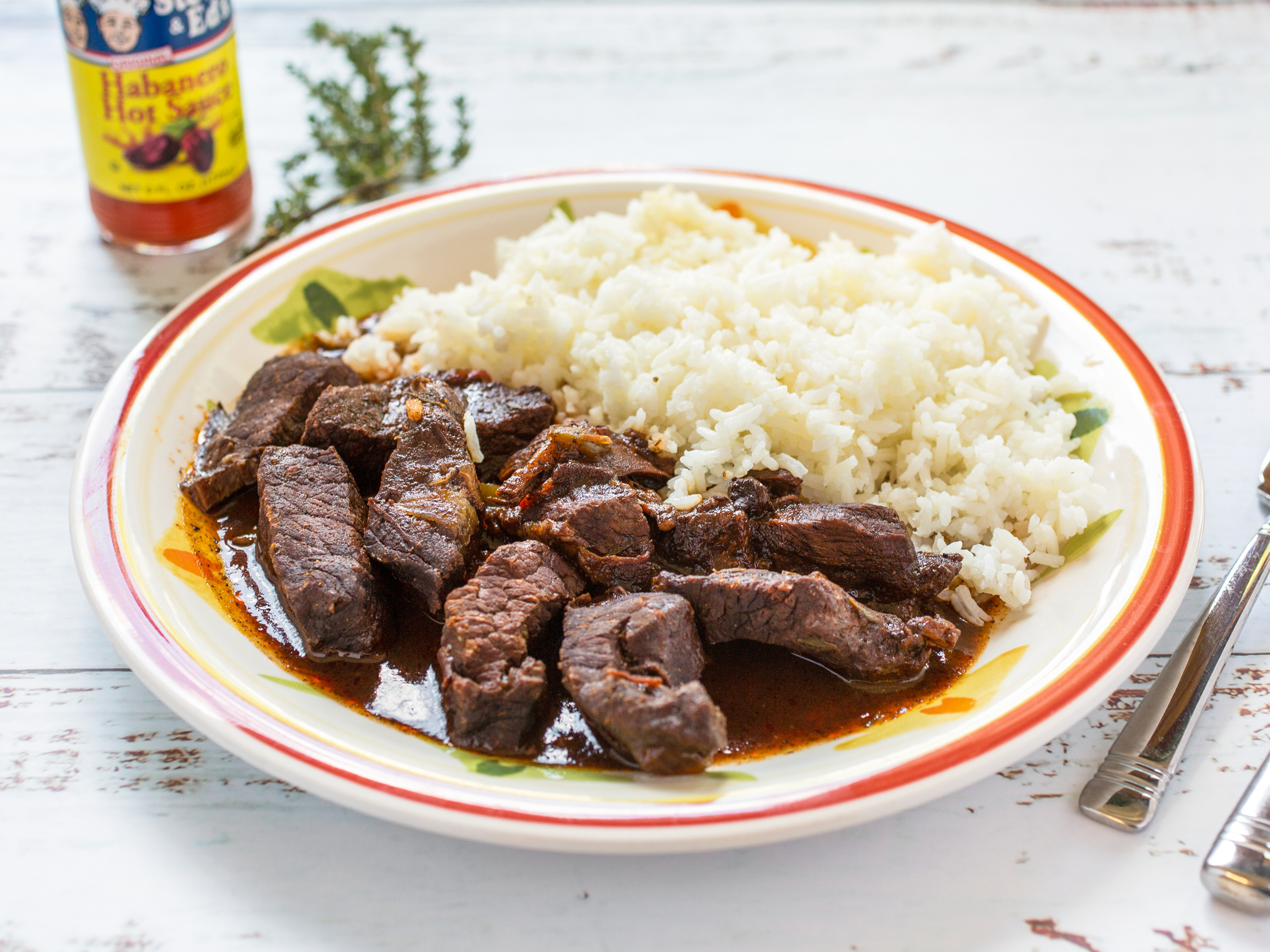 Order Pepper Steak food online from Island Buzz store, Rochester on bringmethat.com