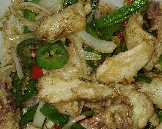 Order Salted and Pepper Squid 椒盐鱿鱼 food online from Canton Phoenix store, Tigard on bringmethat.com