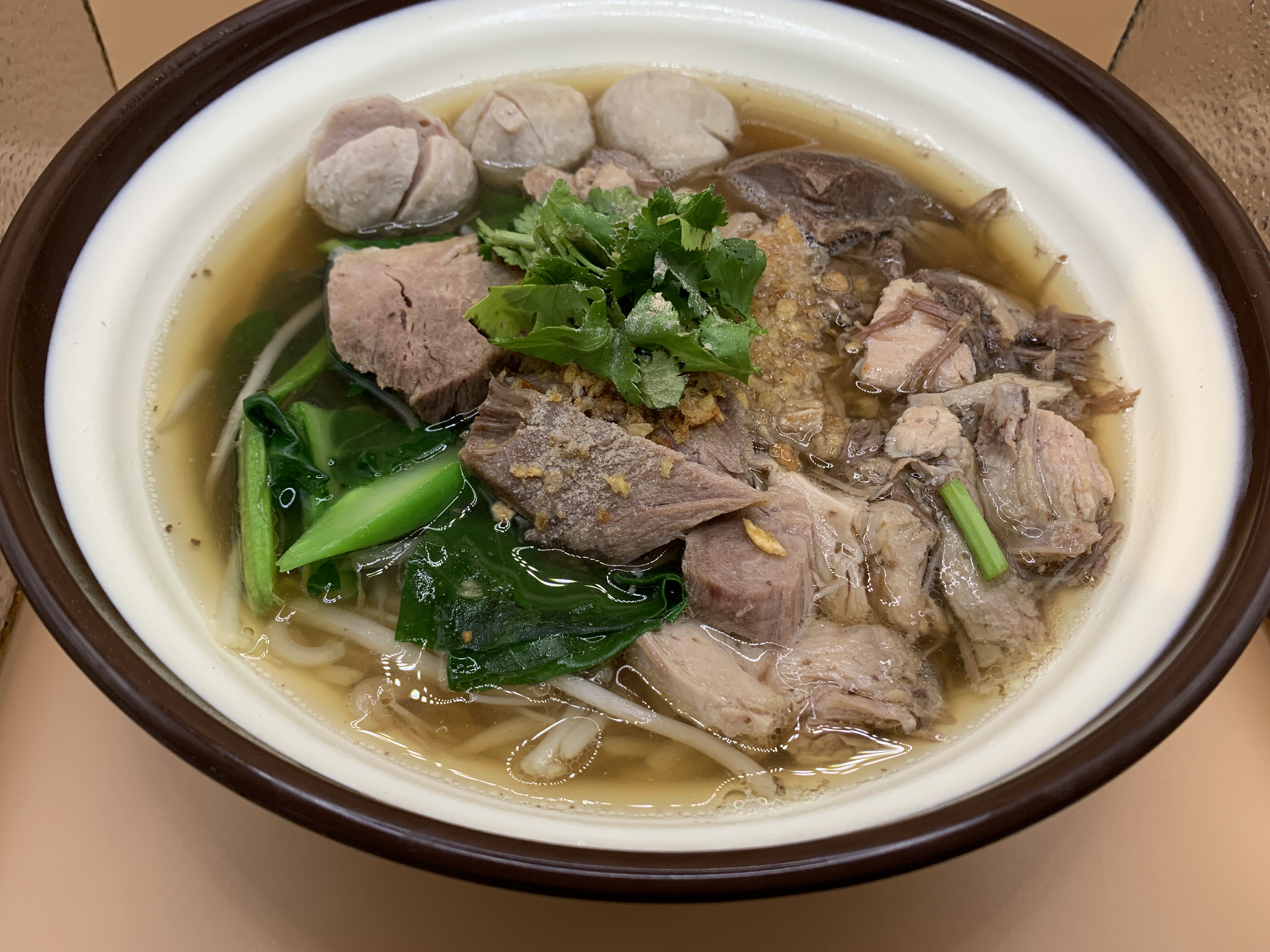 Order Stew pork Noodle soup ก๋วยเตี๋ยวหมูตุ๋น food online from Khaokang Thai Kitchen store, Mountain View on bringmethat.com