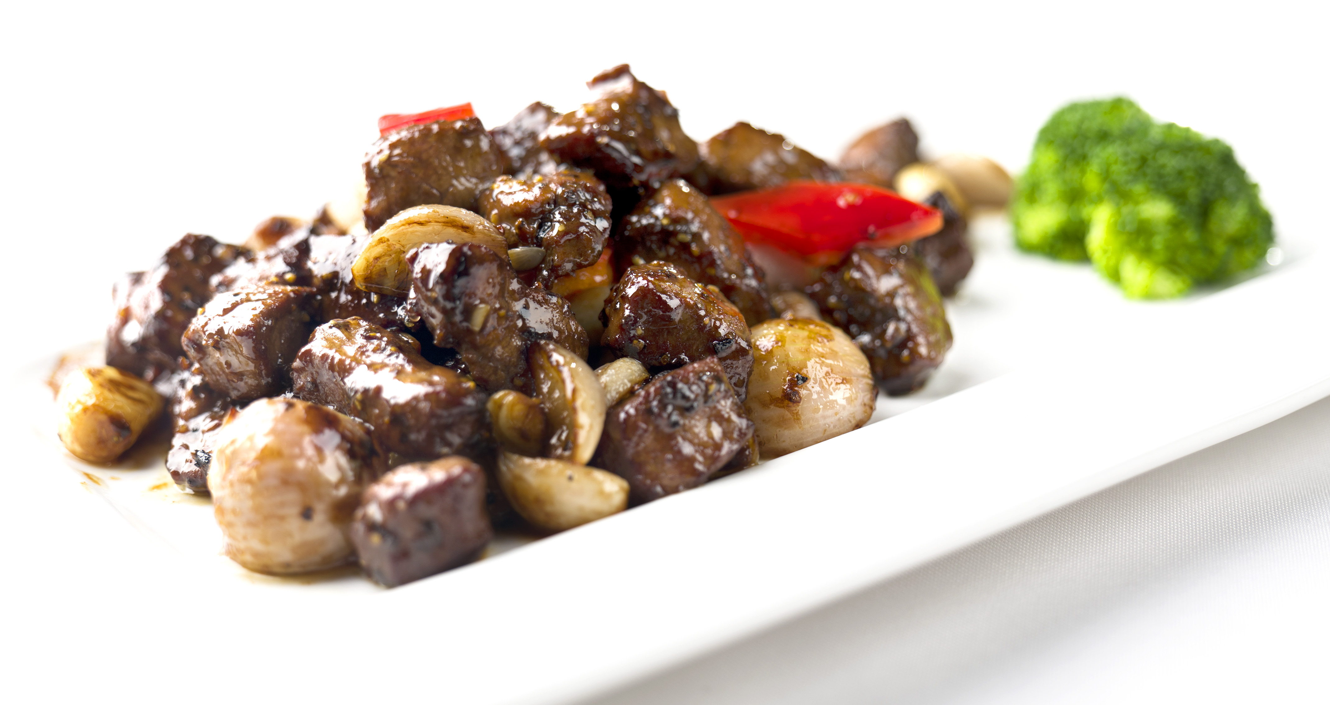 Order Sauteed Diced Beef Filet with Black Pepper food online from Meizhou Dongpo Restaurant store, Universal City on bringmethat.com