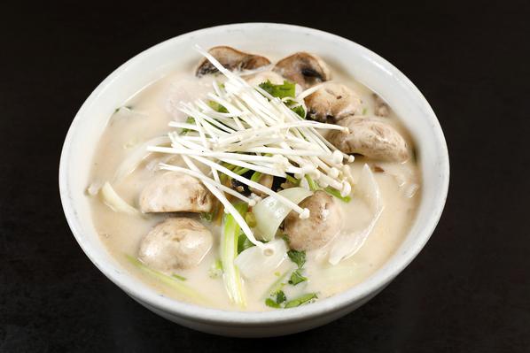 Order Tom Kha Gai Soup food online from Thaitanic Streetfood store, Sausalito on bringmethat.com