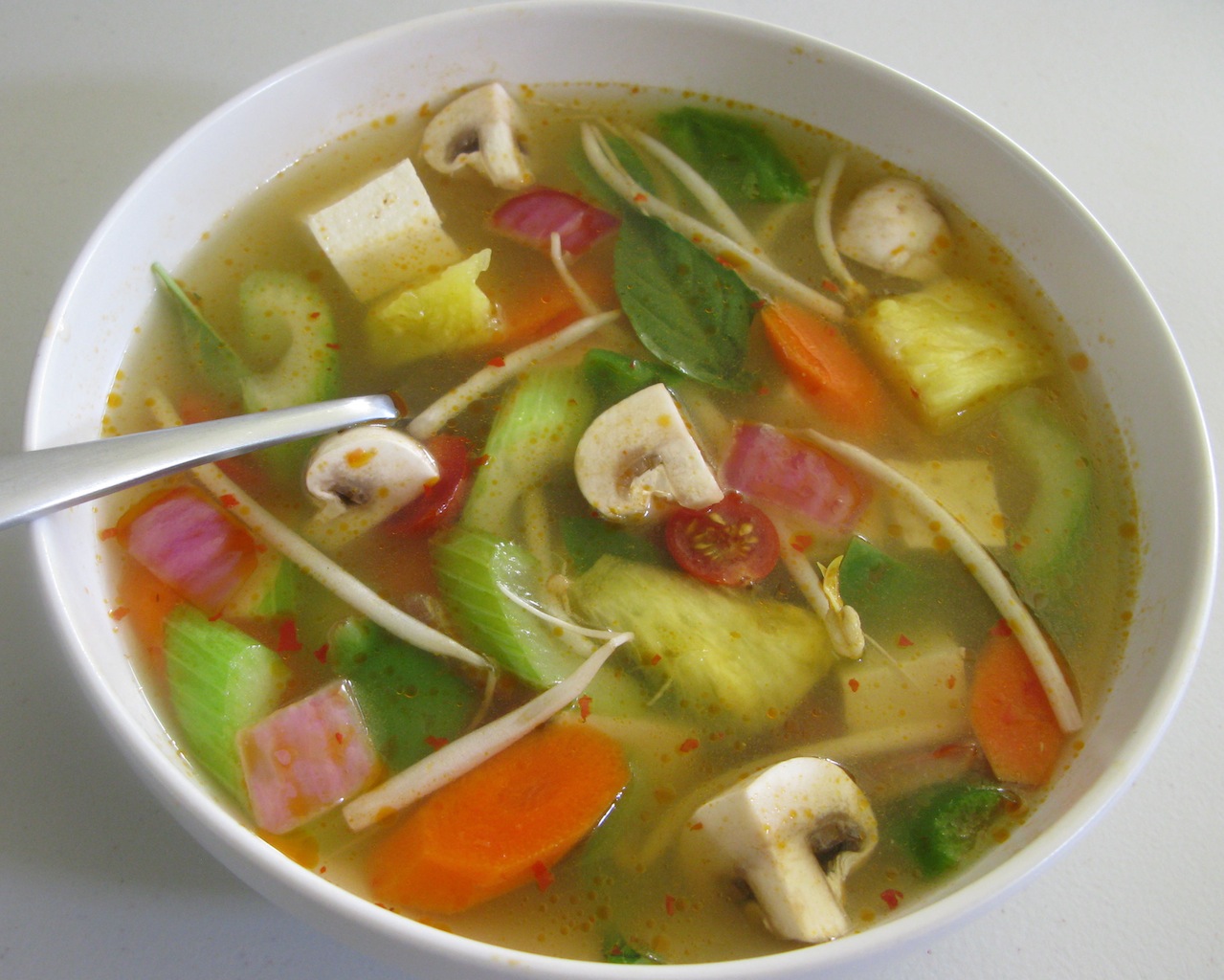 Order Mixed Vegetable Soup with Tofu food online from Chau's cafe store, Ashburn on bringmethat.com