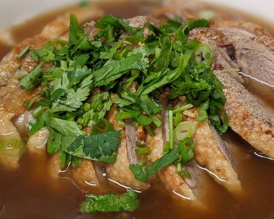 Order Duck Noodle Soup food online from Rice Pot Thai Restaurant store, New Haven on bringmethat.com