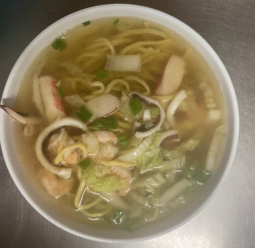 Order 8a. Quart of Noodle Soup with Seafood food online from New Jin Xin store, Brooklyn on bringmethat.com