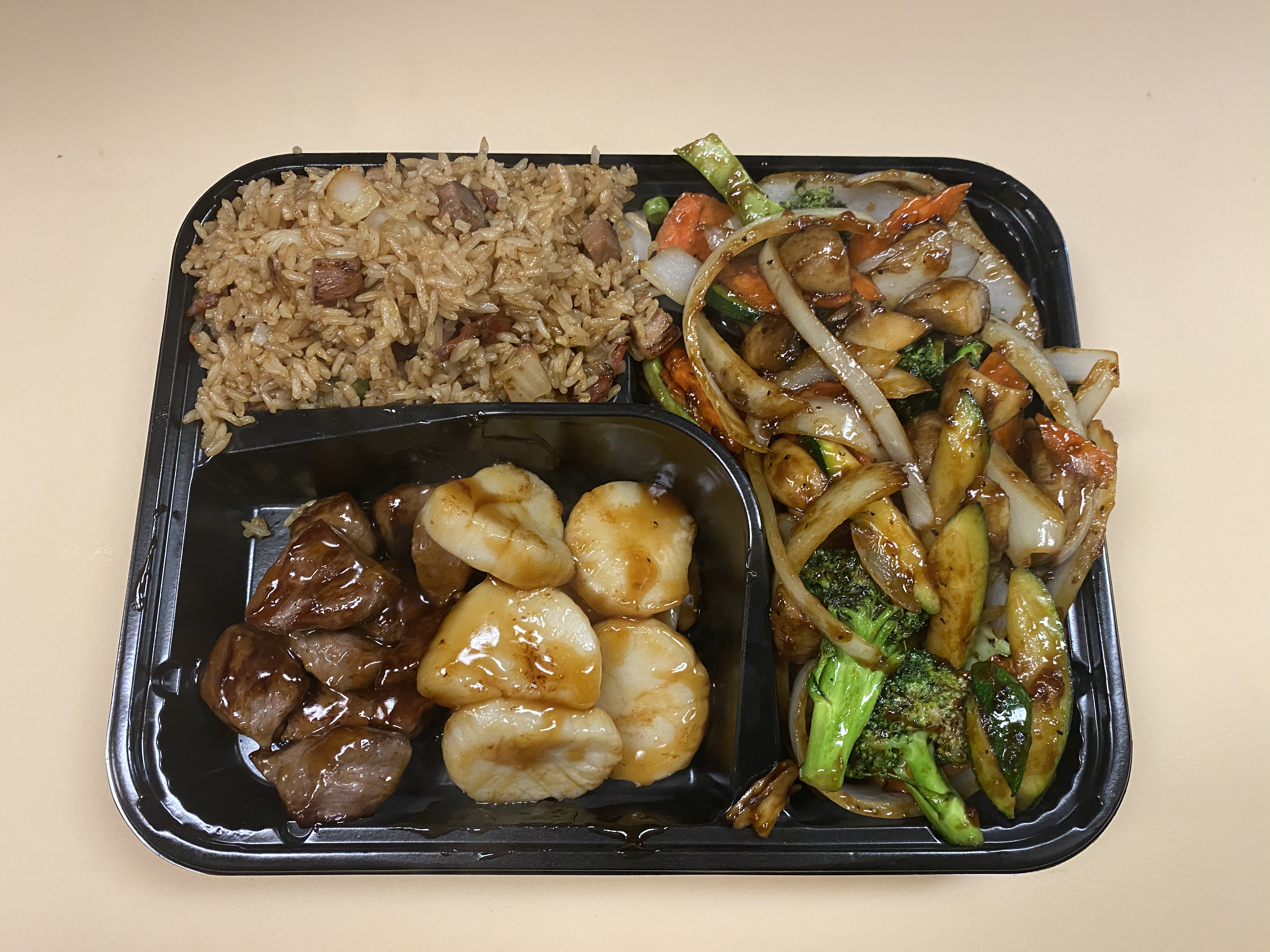 Order 6. Steak and Scallop Hibachi Dinner铁板牛干贝 food online from Kumo Asian Fusion store, Brick on bringmethat.com