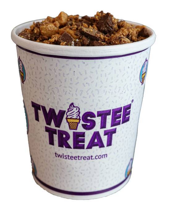 Order Reese's Peanut Butter Cup Quart food online from Twistee Treat store, Houston on bringmethat.com