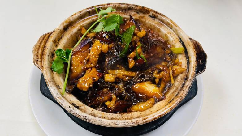 Order Eggplant wShredded Pork Clay Pot food online from Yeung Shing Restaurant store, Los Gatos on bringmethat.com