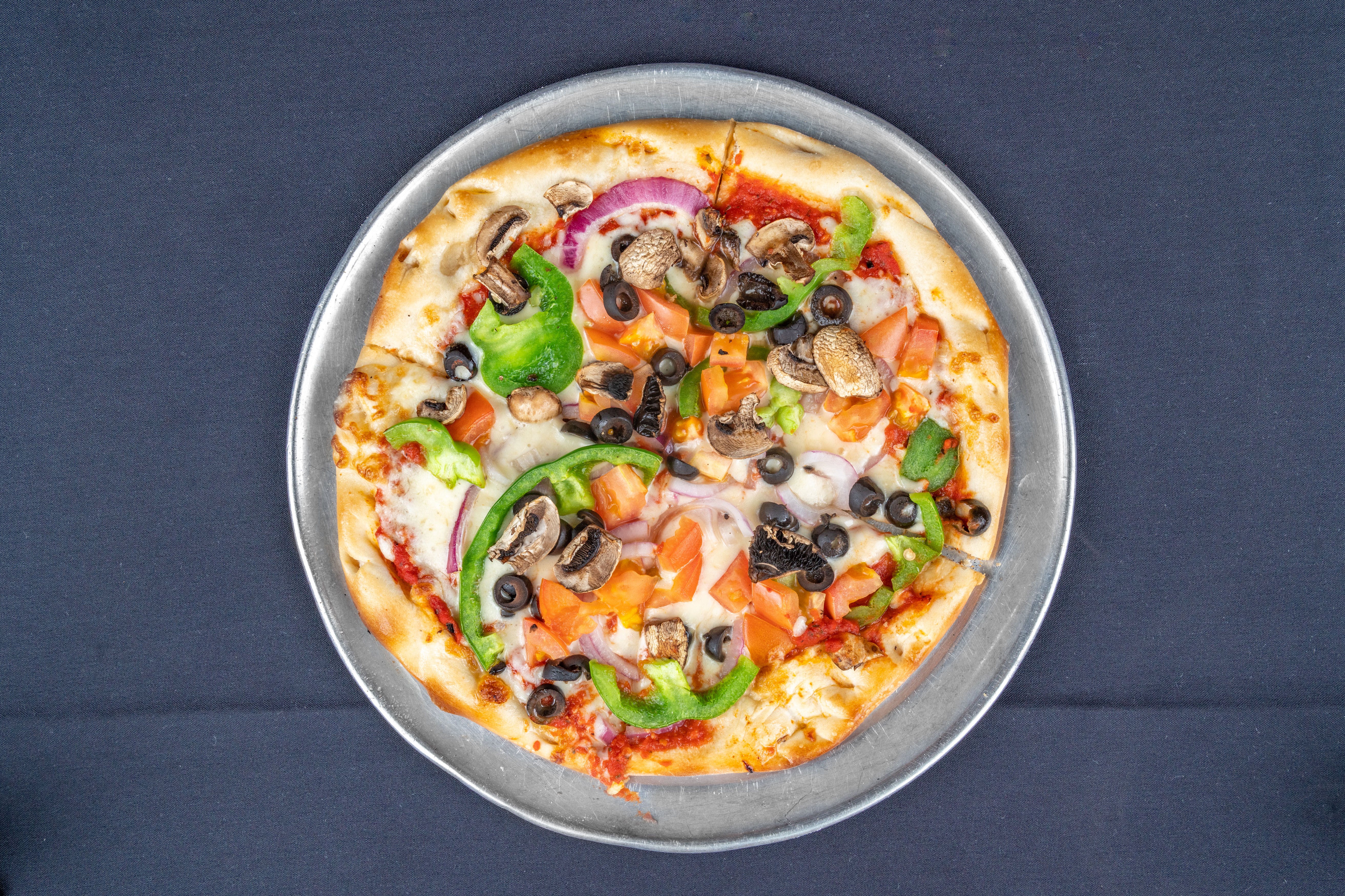 Order Vegetarian Pizza - Pizza food online from Birraporetti's store, Friendswood on bringmethat.com