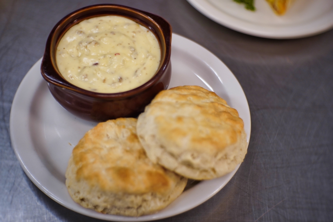 Order BISCUITS & SAUSAGE GRAVY food online from Pizza House store, Ann Arbor on bringmethat.com