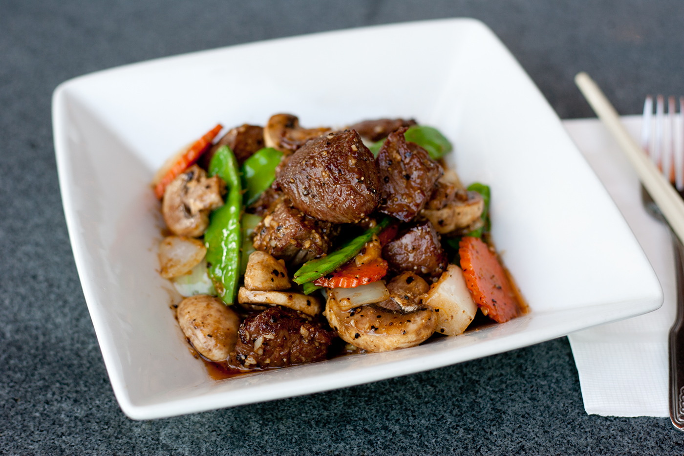 Order A1 Beef with Mushroom food online from Ginger Cafe store, Gilroy on bringmethat.com