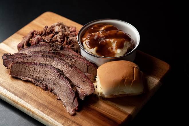 Order 2 Meat Plate food online from R&R Barbeque store, North Salt Lake on bringmethat.com