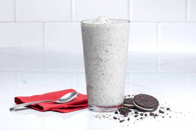 Order OREO® Milkshake food online from Slim Chickens store, Muscle Shoals on bringmethat.com