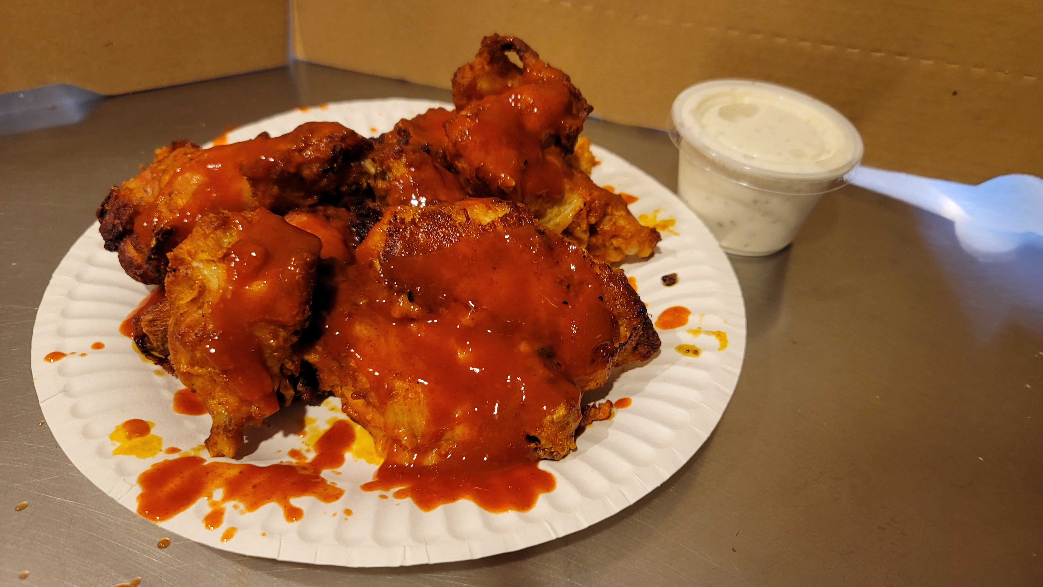 Order Hot Wings food online from Pizza X Two store, Long Beach on bringmethat.com