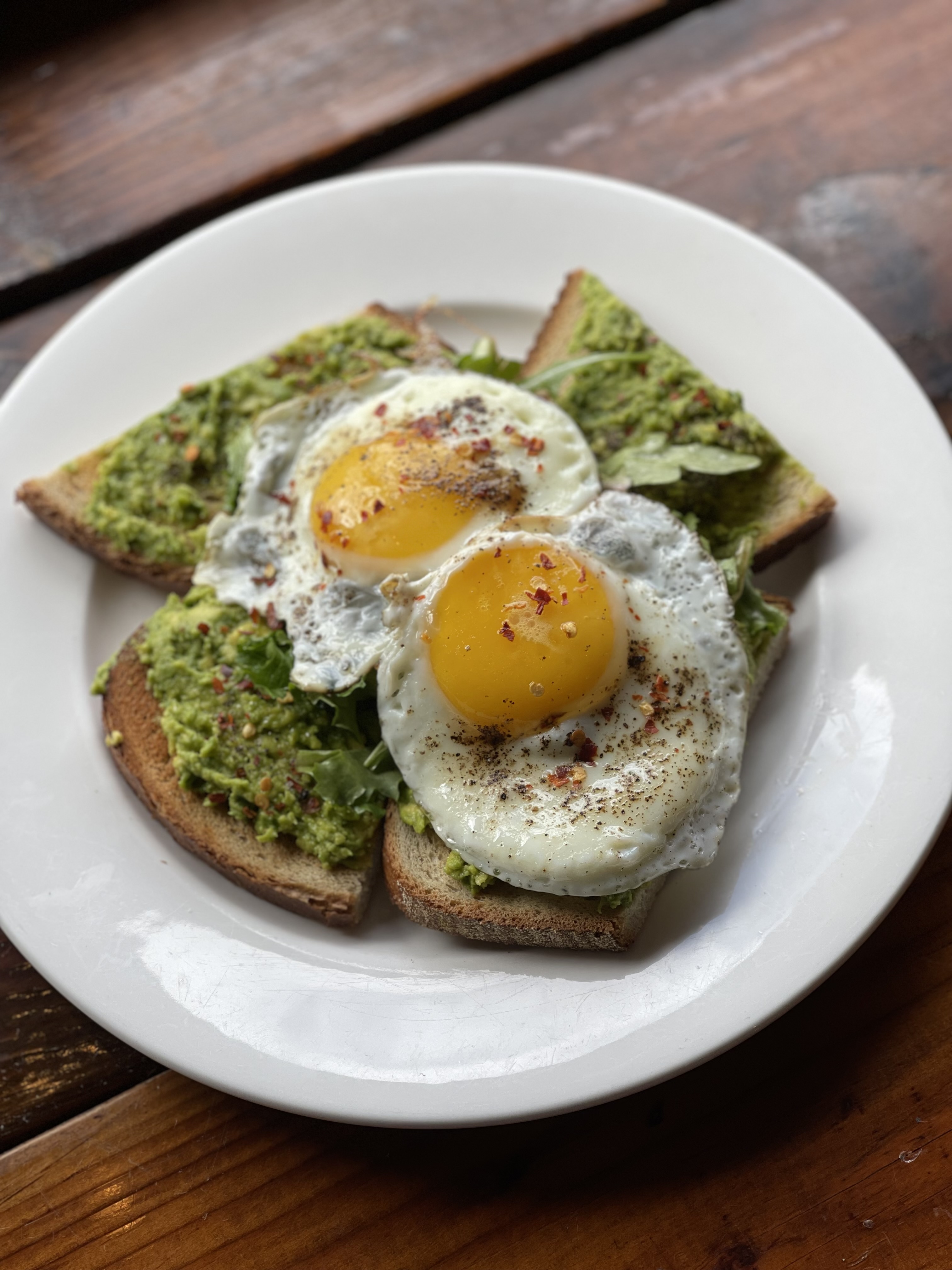 Order Avocado toast food online from Leslie's Kitchen store, Brooklyn on bringmethat.com