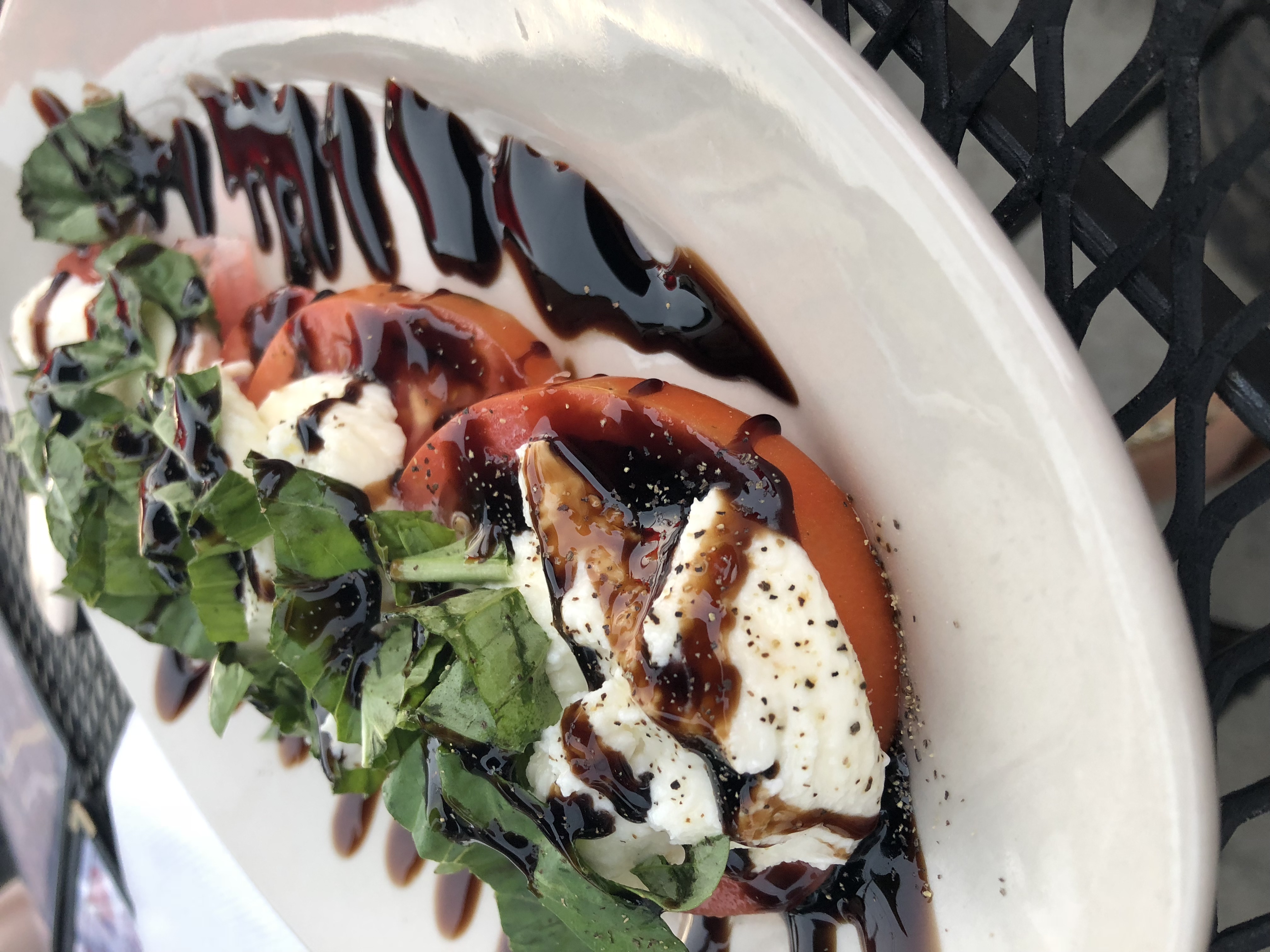 Order CAPRESE food online from Pisano Pizzeria store, Kennesaw on bringmethat.com