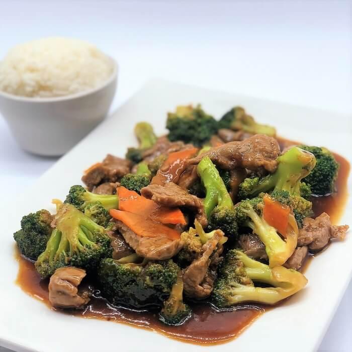 Order BEEF & BROCCOLI food online from Kim Son Cafe  store, Houston on bringmethat.com