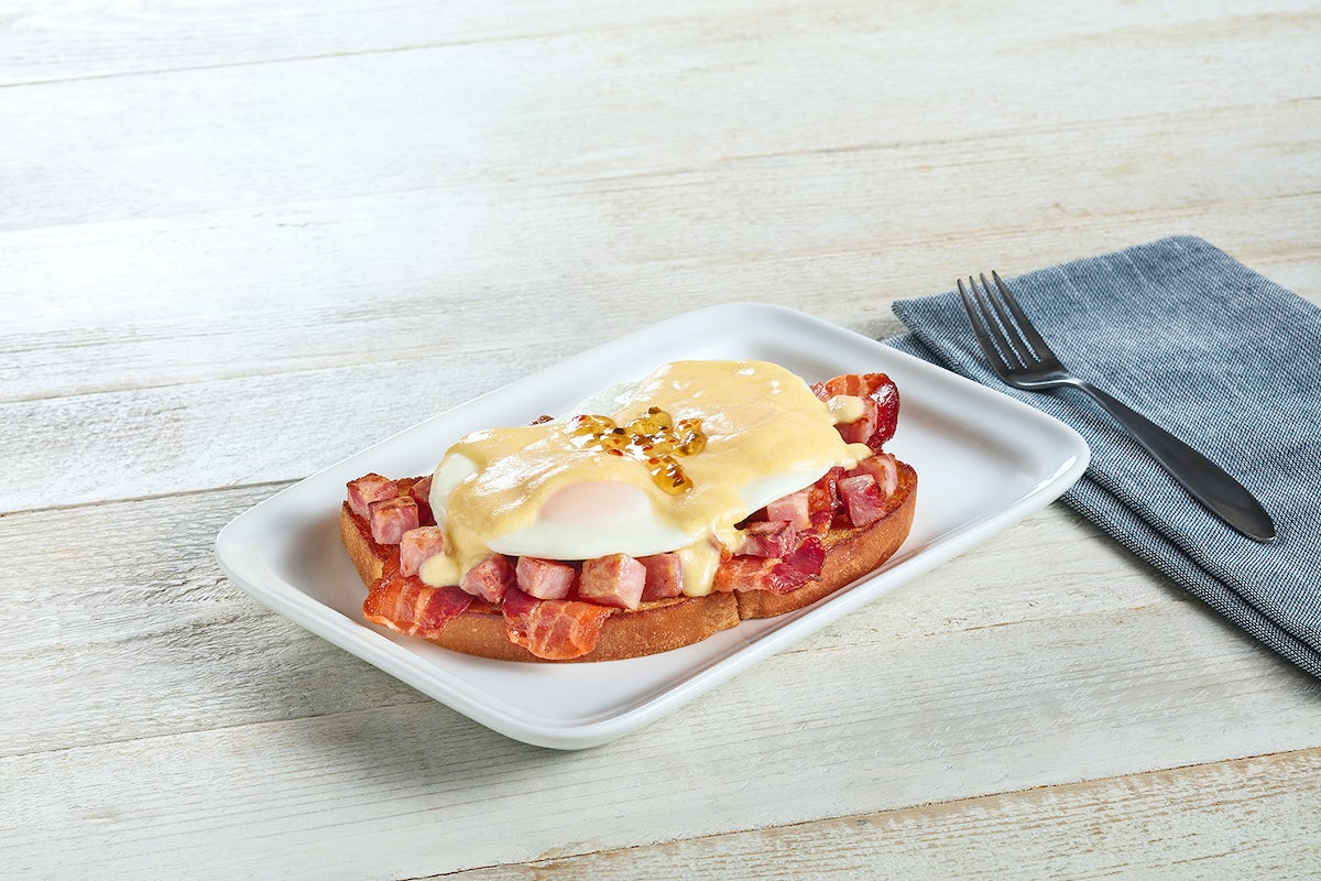 Order Southern Style Benedict food online from Huddle House store, Cairo on bringmethat.com