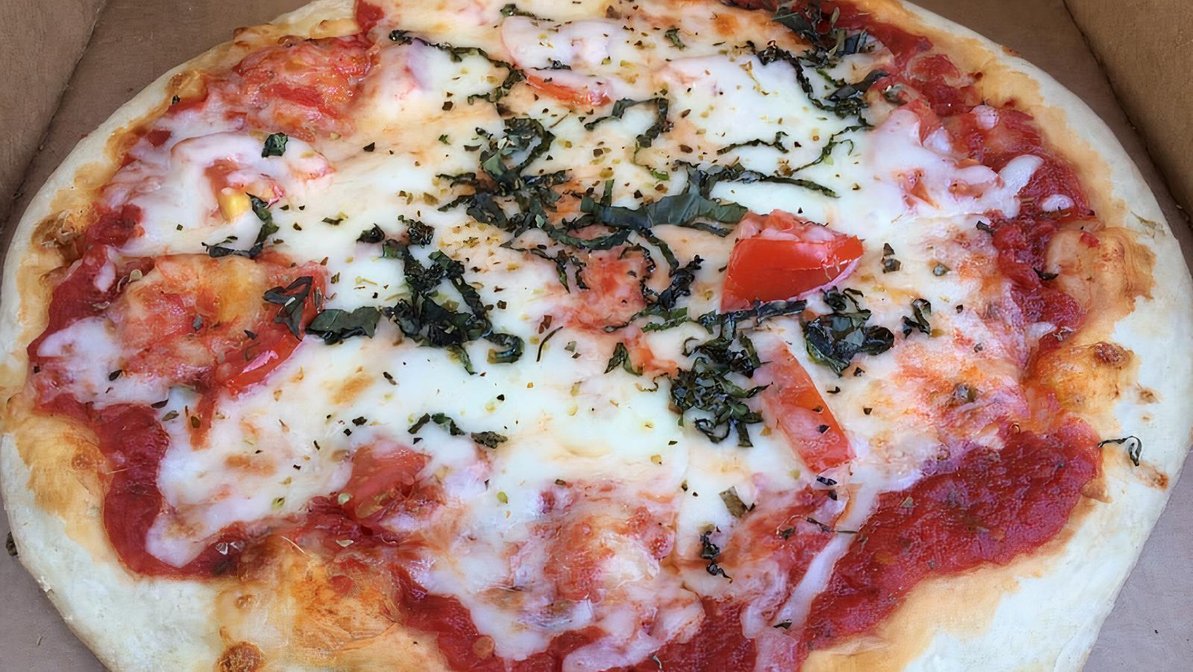 Order Pizza Margherita food online from Pizza Donisi store, Louisville on bringmethat.com