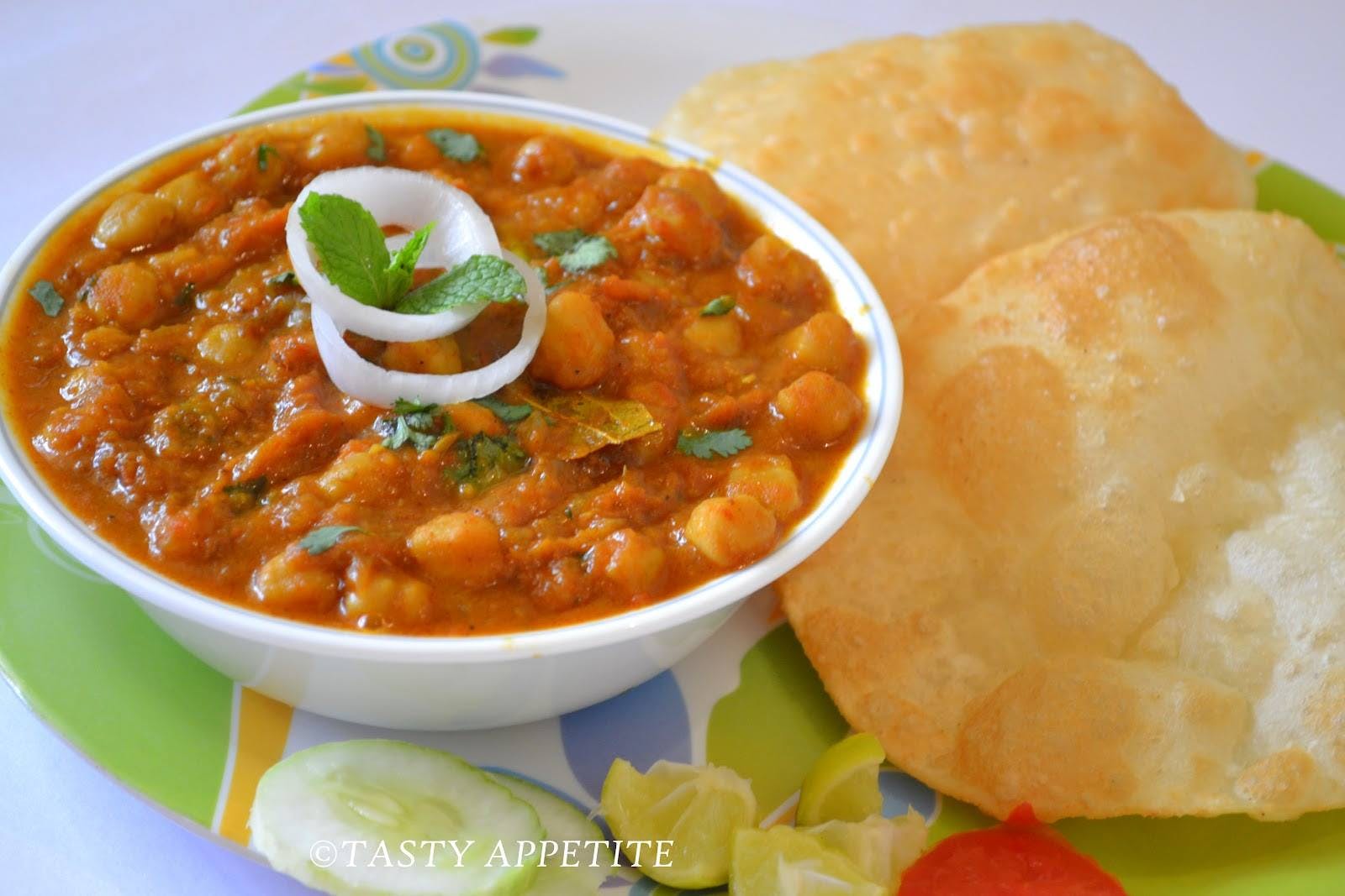 Order Channa Masala - Entree food online from Bombay Grill store, Seattle on bringmethat.com