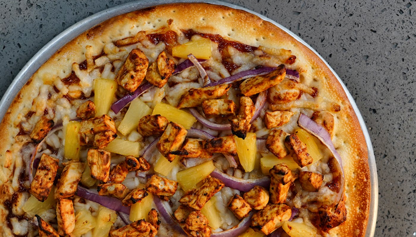 Order BBQ Chicken Pizza(Plant Based) - Personal 7" food online from Pizzeria Halt store, Modesto on bringmethat.com