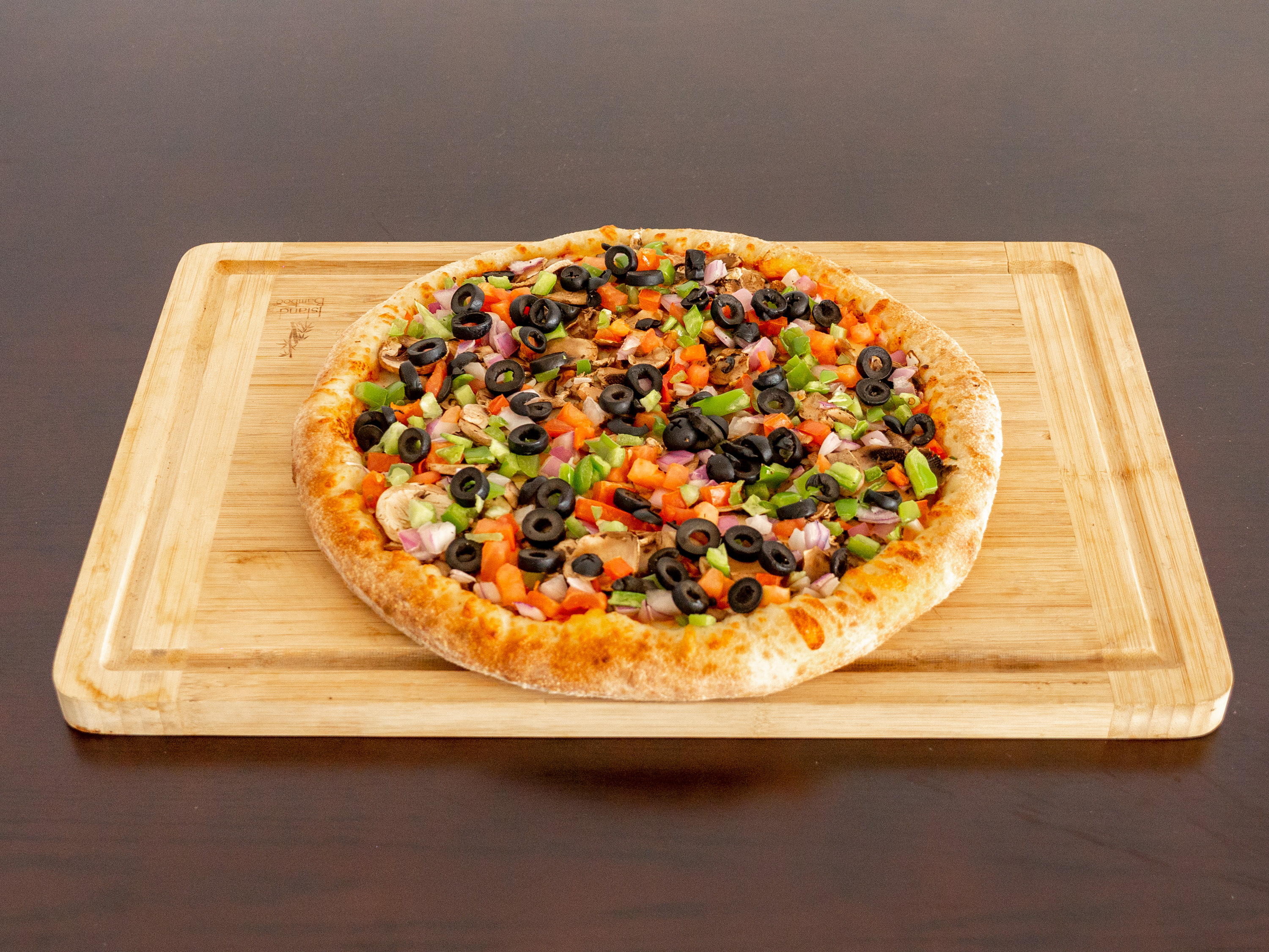 Order Veggie Delight Pizza food online from Susie Q Pizza store, Hayward on bringmethat.com