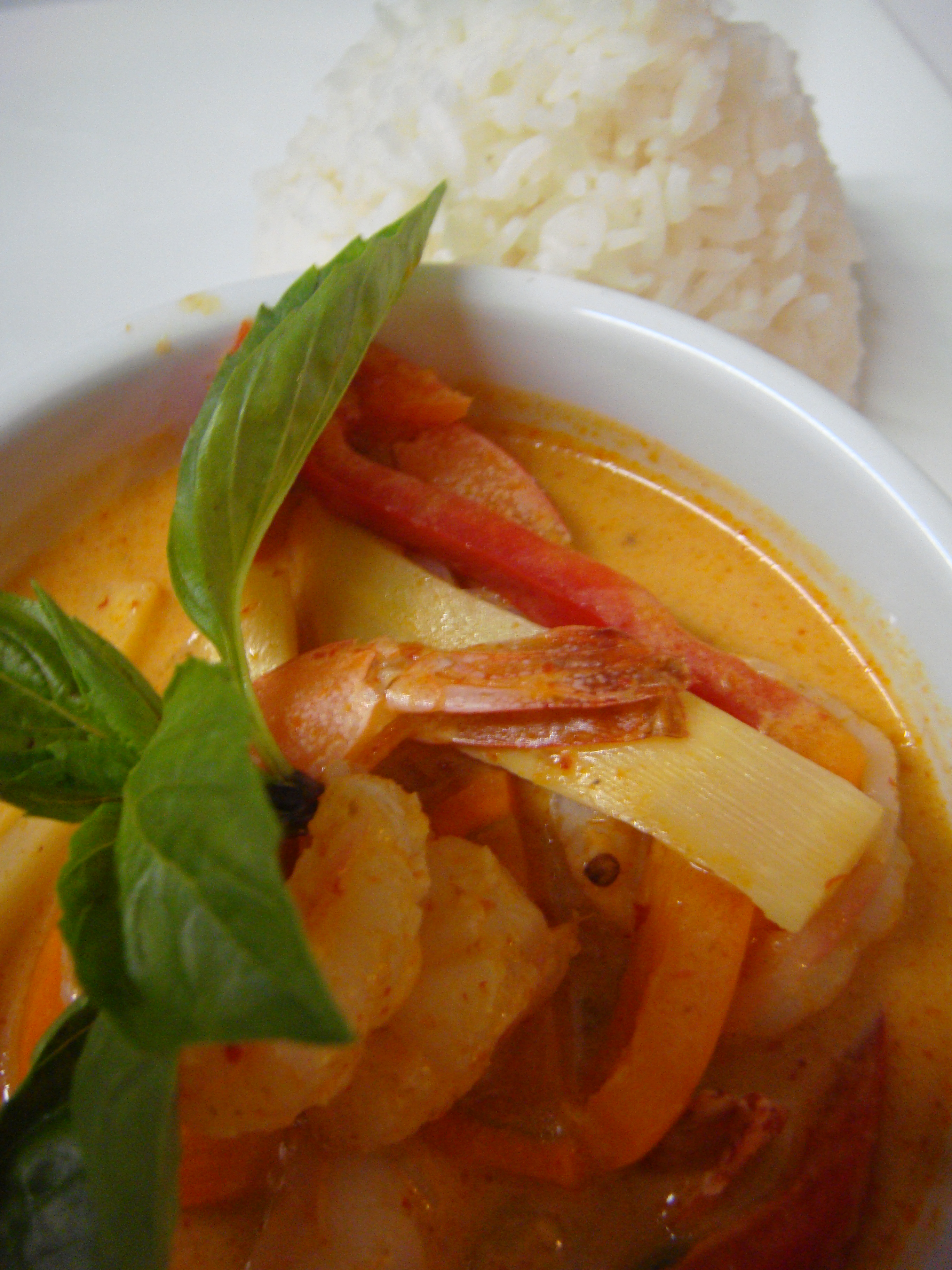 Order 18. Red Curry food online from Thai boulevard store, Forest Hills on bringmethat.com